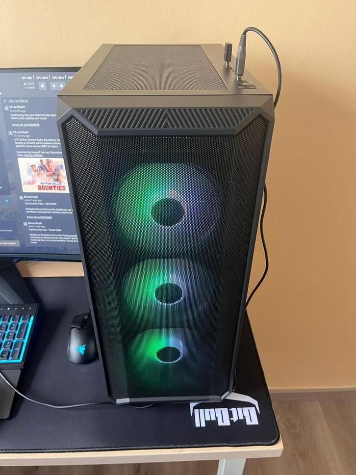 Moederbord, Computers en Software, Desktop Pc's, Zo goed als nieuw, SSD, Ophalen