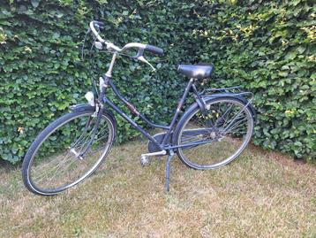Damesfiets batavus beschikbaar voor biedingen