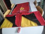 Vlaggenset van de Rode Duivels, +2 capes+make-up voor fans, Nieuw, Overige typen, Ophalen of Verzenden