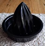 Zwarte kunststof citruspers voor grote sinaasappels, Antiek en Kunst, Ophalen of Verzenden