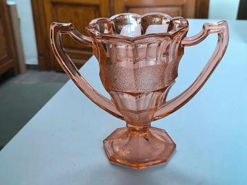 Art deco vaas beschikbaar voor biedingen