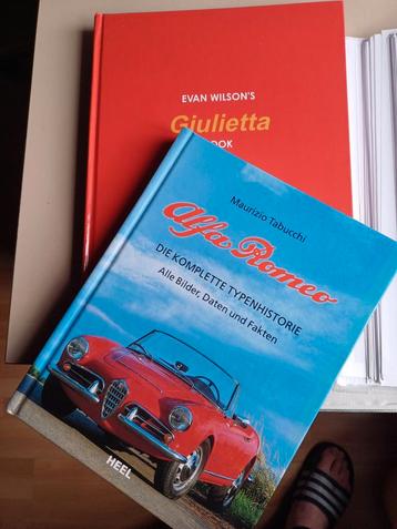 Oldtimer boeken en werkplaatshandboek Giulietta Spider 1962 