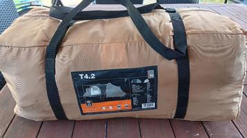 Tent Quechua T4.2  beschikbaar voor biedingen