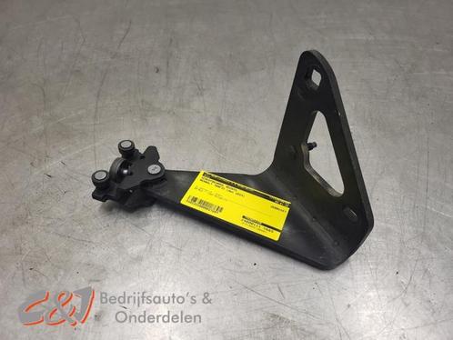 Schuifdeurrol rechts van een Renault Trafic (OYKPN), Auto-onderdelen, Carrosserie, Renault, Gebruikt, 3 maanden garantie, Ophalen of Verzenden
