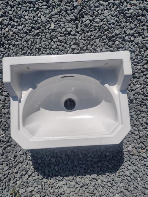 Vintage lavabo / lave-main / wasbakje 36,5 cm breedte, Doe-het-zelf en Bouw, Sanitair, Gebruikt, Wastafel, Steen, Ophalen