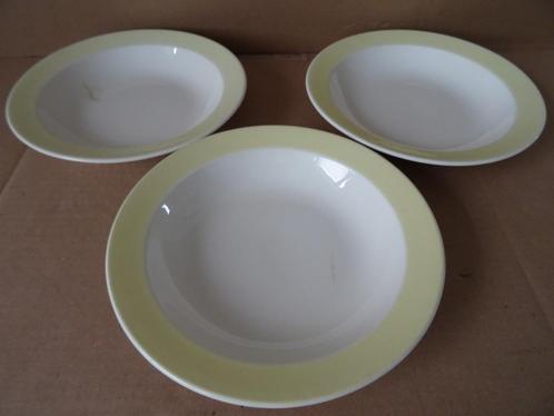 Pastel geel soepbord Royal Sphinx P. Regout soepborden 3x, Antiek en Kunst, Antiek | Servies los, Ophalen of Verzenden