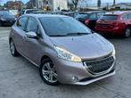Peugeot 208 Benzine 1.6L Automaat 87000 KLM, Auto's, Automaat, Euro 5, Zwart, Parkeersensor