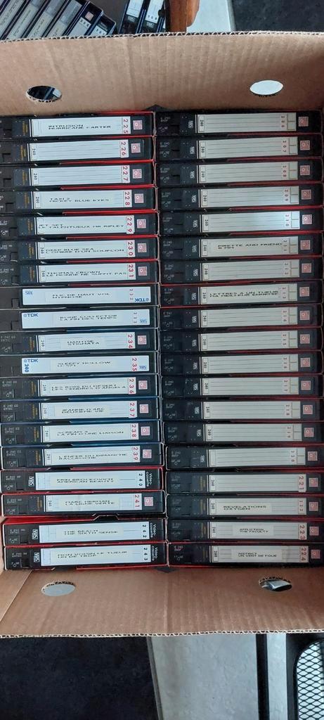 K7 opgenomen VHS-video + originele K7 VHS, Huis en Inrichting, Woonaccessoires | Cd- en Dvd-rekken, Gebruikt, Ophalen