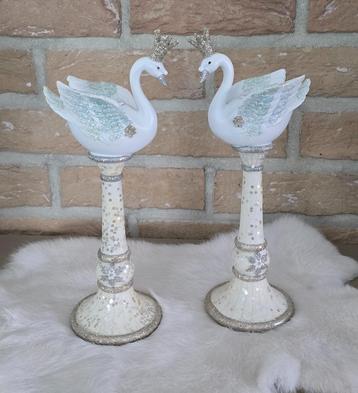 Kerstdecoratie : set kandelaars met zwanen beschikbaar voor biedingen