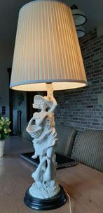 Schemerlamp   ,vintage 82cm..Materiaal albast met houten voe, Huis en Inrichting, Ophalen, Zo goed als nieuw, Overige materialen