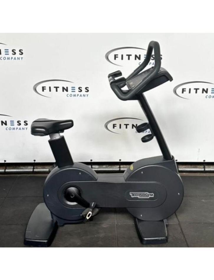 Technogym upright Bike Excite 1000 LED | hometrainer, Sport en Fitness, Fitnessmaterialen, Gebruikt, Overige typen, Armen, Benen