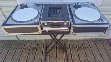 DJ-kit met draaitafels met directe aandrijving