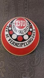 Sticker De Verneipelingskes Aalst carnaval Oilsjt 1970, Verzamelen, Ophalen of Verzenden, Gebruikt, Overige typen