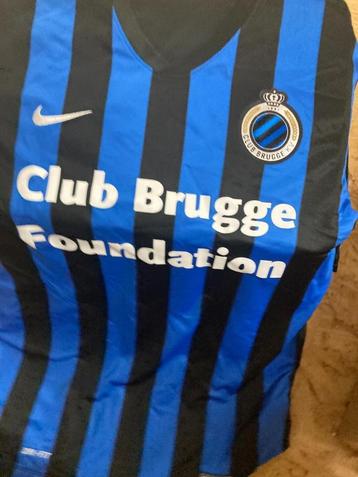 Gesigneerd voetbalshirt Thomas Meunier (Club Brugge, Medium) beschikbaar voor biedingen