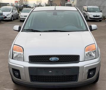 Ford Fusion 1.4L Benzine  beschikbaar voor biedingen