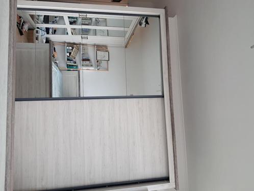 „Een stijlvolle en eenvoudige tweepersoons slaapkamerset,, Huis en Inrichting, Slaapkamer | Complete slaapkamers, Gebruikt, Tweepersoons