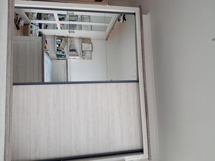 „Een stijlvolle en eenvoudige tweepersoons slaapkamerset,, Huis en Inrichting, Slaapkamer | Complete slaapkamers, Gebruikt, Tweepersoons