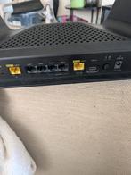 NIGHTHAWK AXE7800

Tri-Band WiFi 6E Router

Model: RAXE300, Ophalen, Zo goed als nieuw, Router