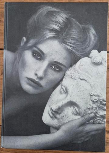 Timeless Beauty - door de lens van Marc Lagrange beschikbaar voor biedingen