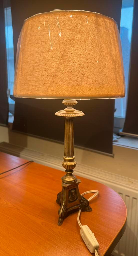 Paar identieke koperen staande lampen, Huis en Inrichting, Lampen | Tafellampen, Zo goed als nieuw, Ophalen of Verzenden