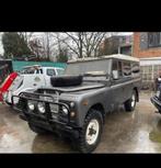 Land Rover Defender 109, Essence, Utilitaire, Annee 1974, Zwart, Handgeschakeld, SUV of Terreinwagen, Zilver of Grijs