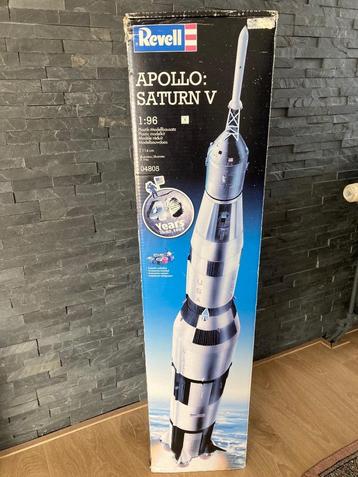 Apollo Saturn V. Uitgave uit 1994 beschikbaar voor biedingen