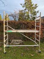 Echafaudage roulant PROALU hauteur 4,4m avec stabilisateurs, Enlèvement, Utilisé, Échafaudage fixe ou roulant, 2 à 5 mètres