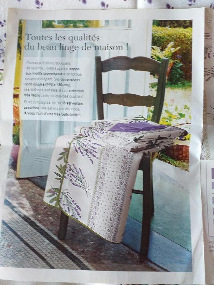 Nieuwe vrolijke en kleurrijke tafelset in een zonnige stijl, Huis en Inrichting, Keuken | Textiel, Nieuw, Tafelkleed of Tafelzeil