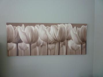 canvas met bloemenprint ( tulpen )140 x 56 cm. beschikbaar voor biedingen