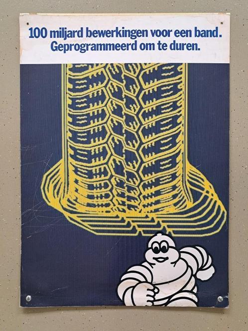 Vintage Kartonnen plaat Michelin op  plastic rug, Verzamelen, Merken en Reclamevoorwerpen, Gebruikt, Reclamebord, Ophalen