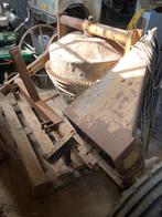 Grote beton molen aangepast voor aan de traktor, Ophalen, Gebruikt