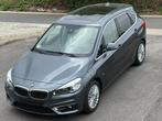 BMW 218i tourer Luxery + registratie aanvraag, Auto's, Monovolume, 5 deurs, Particulier, 3 cilinders