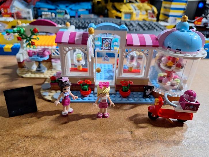 lego 41119 le cafe des cupkakes de heartlake city, Kinderen en Baby's, Speelgoed | Duplo en Lego, Zo goed als nieuw, Lego, Complete set