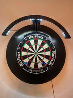Dartsbord met surround & verlichting + Dartspijlen Littler, Ophalen, Gebruikt