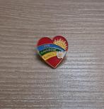 PIN - THE RAINBOW BUNCH - LOU BRUFF, Verzenden, Gebruikt, Overige onderwerpen, Speldje of Pin