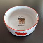 Liefde is... asbak., Ophalen of Verzenden, Gebruikt, Porselein, Bord of Schaal