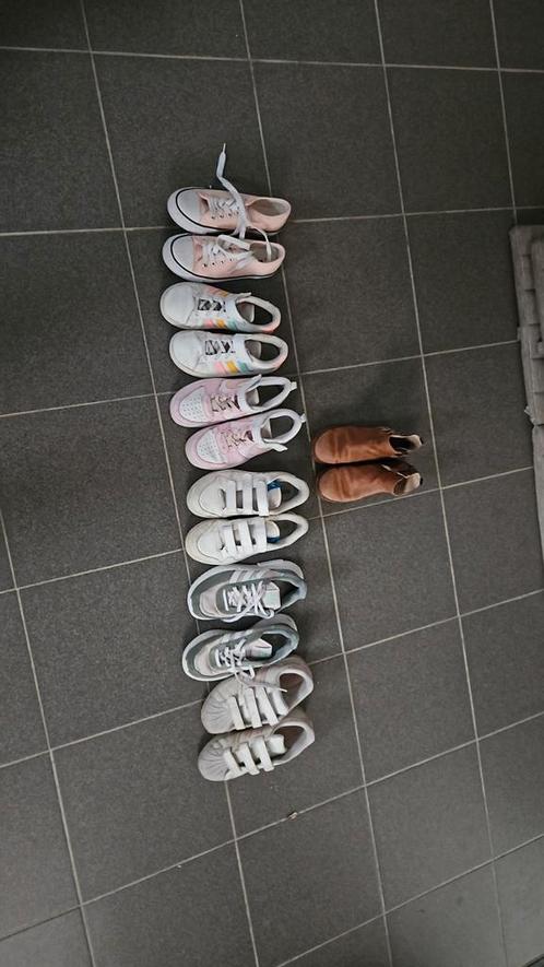 kinderschoenen adidas en nike, Kinderen en Baby's, Kinderkleding | Schoenen en Sokken, Ophalen of Verzenden