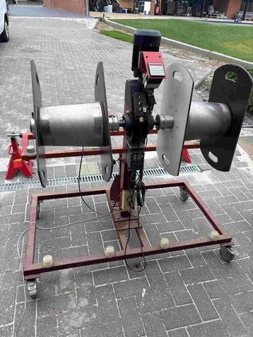 meettoestel voor afrollen en meten electrische kabelbobijnen beschikbaar voor biedingen