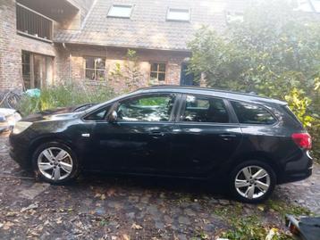 Opel Astra Sports TO break auto wagen stationwagen beschikbaar voor biedingen