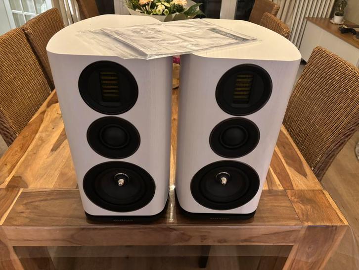 WHARFEDALE EVO 4.2, TV, Hi-fi & Vidéo, Enceintes, Neuf, Haut-parleurs Frontaux, Arrière ou Stéréo, 120 watts ou plus, Autres marques
