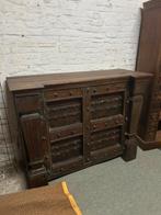 Houten kasteel-look kast, Enlèvement, Comme neuf