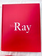 MAN RAY recueil de photos noir et blanc, Livres, Art & Culture | Photographie & Design, Comme neuf, Photographes, Enlèvement ou Envoi