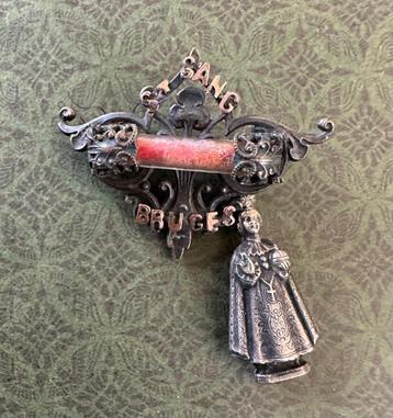 Broche ancienne St Sang de Bruges beschikbaar voor biedingen