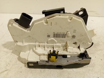 PORTIERVANGER CV ELEKTR. RECHTS ACHTER Seat Ibiza ST (6J8) beschikbaar voor biedingen