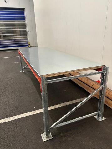 Tables de travail variées, Enlèvement, Comme neuf, Moins de 70 cm