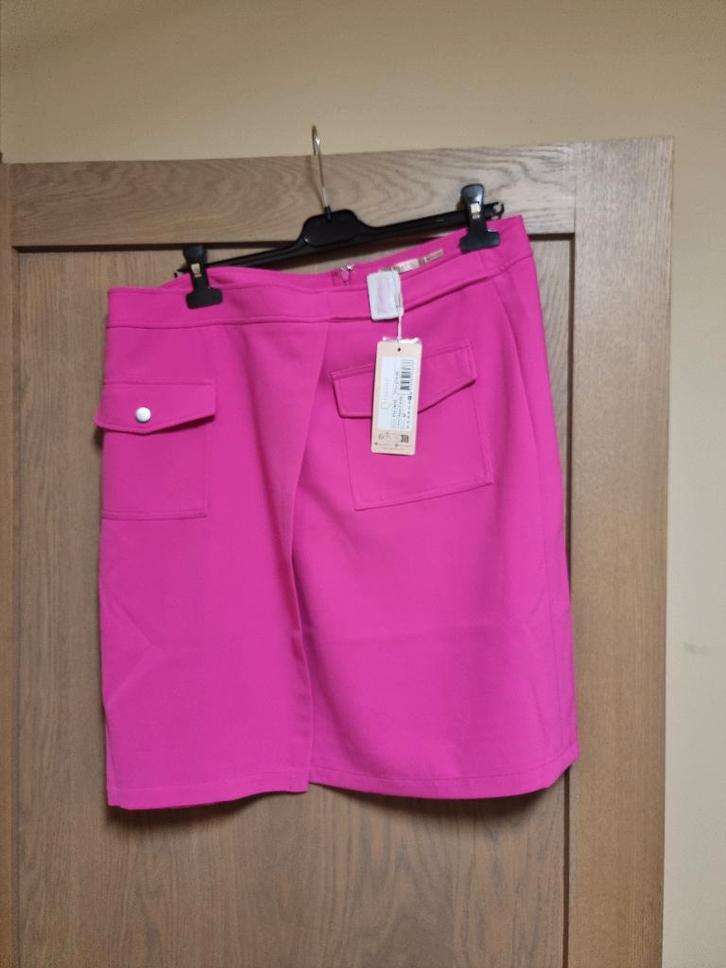Rok esqualo maat 46 nieuw, Kleding | Dames, Rokken, Nieuw, Maat 46/48 (XL) of groter, Roze, Boven de knie, Ophalen of Verzenden