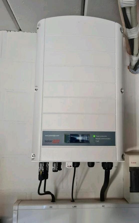 Omvormer SE5K Solaredge te koop in Balen., Doe-het-zelf en Bouw, Zonnepanelen en Toebehoren, Gebruikt, Overige typen, Ophalen