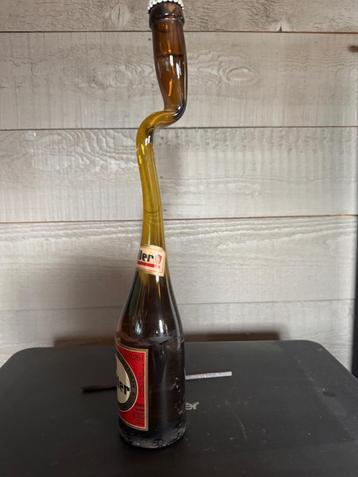 ZELDZAME VERVORMDE JUPILER-FLES – / COLLECTORS ITEM beschikbaar voor biedingen