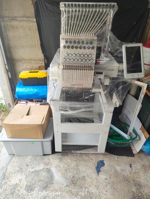 15-naalds industriële borduurmachine, Hobby en Vrije tijd, Borduren en Borduurmachines, Zo goed als nieuw, Borduurmachine, Ophalen