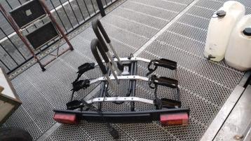 Auto trekhaak fietsen dragsn voor 3fietsen of ebikes  beschikbaar voor biedingen